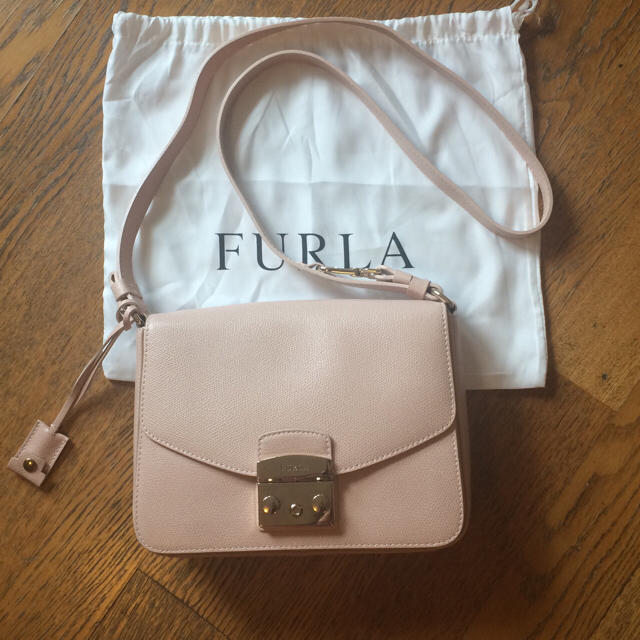 フルラ FURLA メトロポリス ポシェット ショルダー バッグ