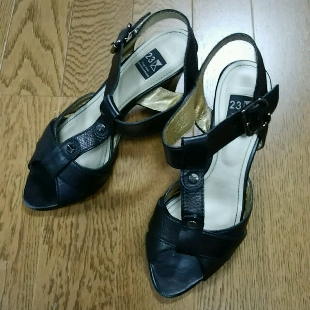 23区(ニジュウサンク)のお値下げしました☆23区　サンダル　23.5　日本製 レディースの靴/シューズ(サンダル)の商品写真