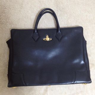 ヴィヴィアンウエストウッド(Vivienne Westwood)のヴィヴィアン牛革バック(トートバッグ)