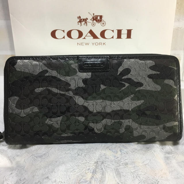 COACH(コーチ)のプレゼントにも❤️新品コーチ ラウンドファスナー長財布カモフラミニシググレー系 メンズのファッション小物(長財布)の商品写真