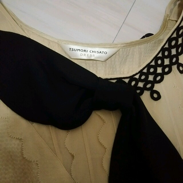 TSUMORI CHISATO(ツモリチサト)のTSUMORI CHISATO DRESS リボンドレス レディースのワンピース(ひざ丈ワンピース)の商品写真
