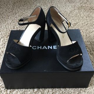 シャネル(CHANEL)のシャネル ココマークスエード オープントゥバープス36ブラック(ハイヒール/パンプス)