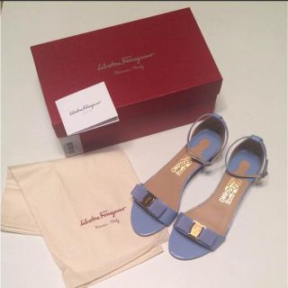 サルヴァトーレフェラガモ(Salvatore Ferragamo)のSOLD OUT‼️新品未使用 フェラガモ サンダル 水色(サンダル)