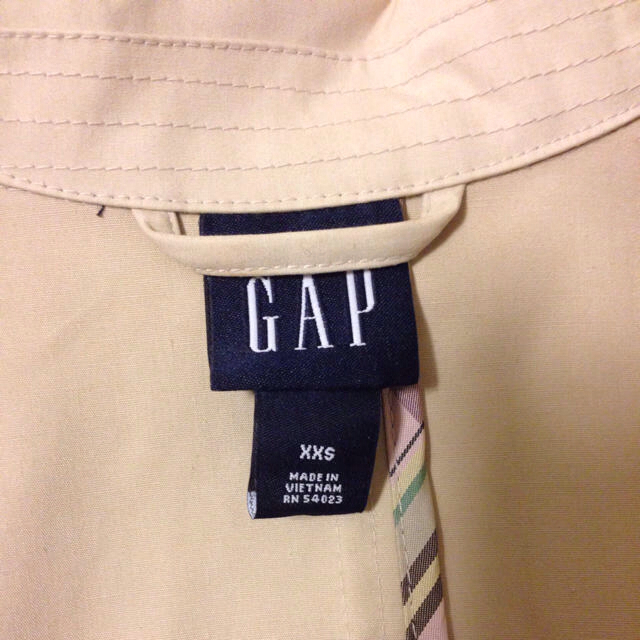 GAP(ギャップ)の☆GAPスプリングコート☆試着のみ☆ レディースのジャケット/アウター(スプリングコート)の商品写真