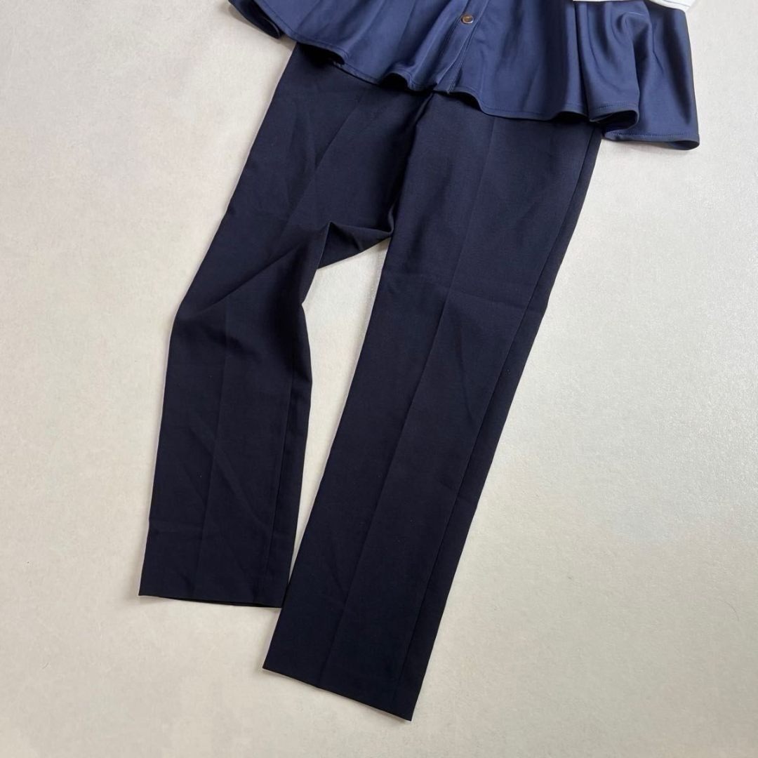 UNIQLO(ユニクロ)のきれいめオフィスカジュアルコーデ3点セット★通勤 ブラウス パンツコーデ 着回し レディースのレディース その他(セット/コーデ)の商品写真