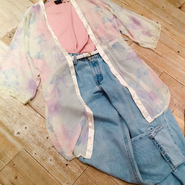 flower(フラワー)のvintage♡花柄 レースガウン レディースのジャケット/アウター(ガウンコート)の商品写真