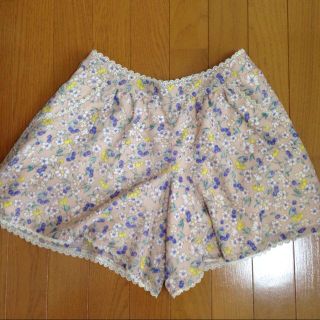 アプワイザーリッシェ(Apuweiser-riche)の未使用☆花柄キュロット(キュロット)