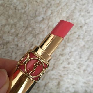 イヴサンローランボーテ(Yves Saint Laurent Beaute)のイブサンローラン 最安値✴︎(口紅)