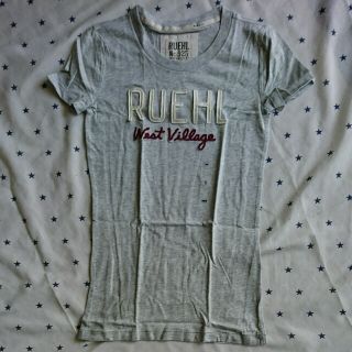 ルールナンバー925(Ruehl No.925)の【レア品】ルールNo.925 アップリケ＆ロゴ刺繍Tシャツ(Tシャツ(半袖/袖なし))