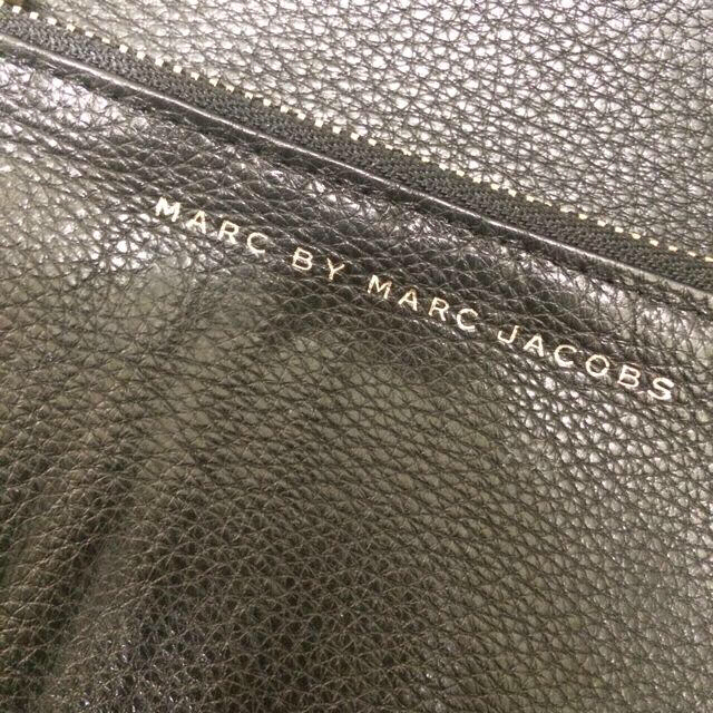 MARC BY MARC JACOBS(マークバイマークジェイコブス)のmarcbymarcjacobs 財布 レディースのファッション小物(財布)の商品写真