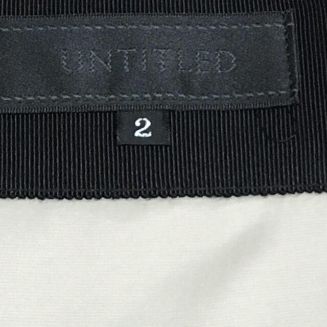 UNTITLED(アンタイトル)の新品 タグ付き アンタイトルのスカート レディースのスカート(ひざ丈スカート)の商品写真