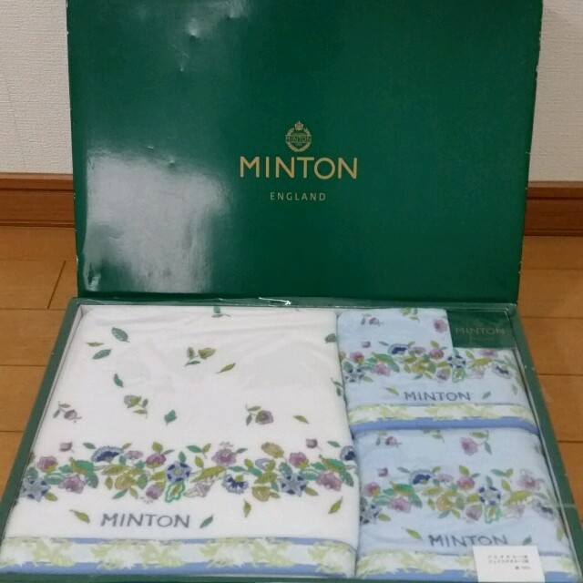 MINTON(ミントン)のミントン　バスタオルセット(3枚セット) インテリア/住まい/日用品の日用品/生活雑貨/旅行(タオル/バス用品)の商品写真