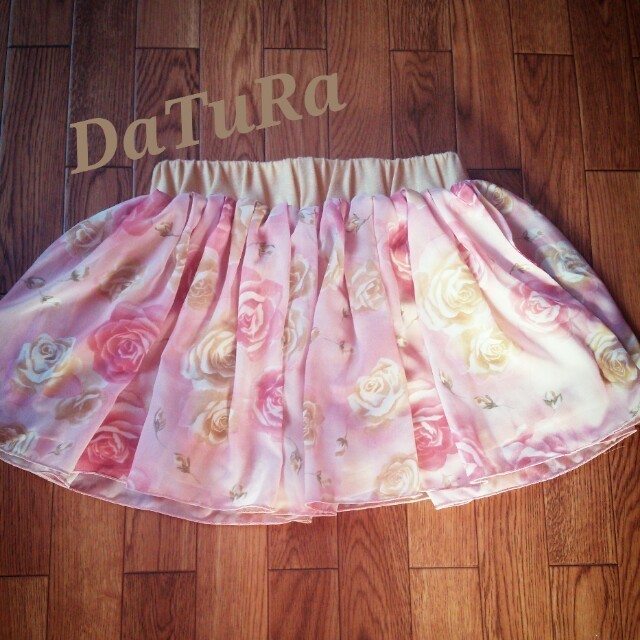 DaTuRa(ダチュラ)の11日までお取り置き☆Datura レディースのスカート(ミニスカート)の商品写真