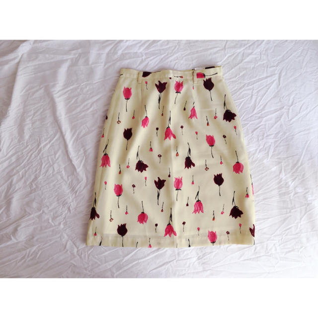 🌷🌷チューリップの古着スカート🌷🌷 レディースのスカート(ひざ丈スカート)の商品写真