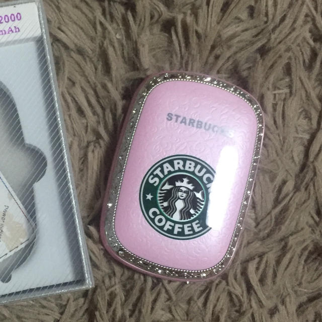 Starbucks Coffee(スターバックスコーヒー)のラスト一点！！！！スターバックス💟モバイルバッテリー スマホ/家電/カメラのスマートフォン/携帯電話(バッテリー/充電器)の商品写真