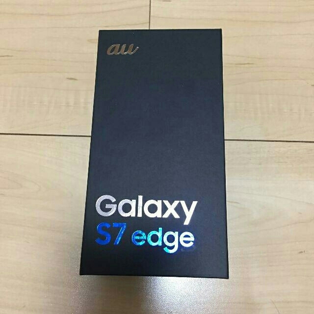 SAMSUNG(サムスン)のGalaxy S7 edge SCV33 ブラックオニキス 一括購入品 判定○ スマホ/家電/カメラのスマートフォン/携帯電話(スマートフォン本体)の商品写真