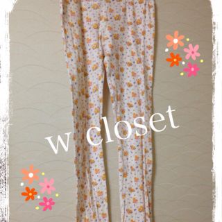 ダブルクローゼット(w closet)のすそフリルスパッツ(レギンス/スパッツ)