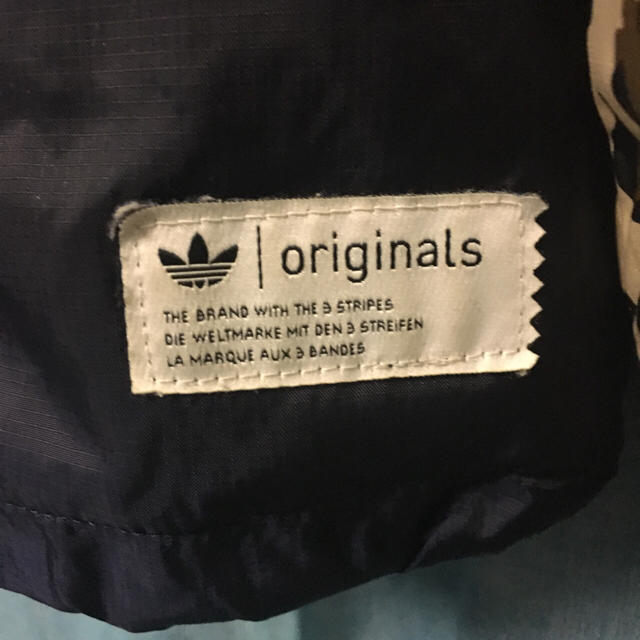 adidas(アディダス)のアディダス originals メンズのジャケット/アウター(マウンテンパーカー)の商品写真