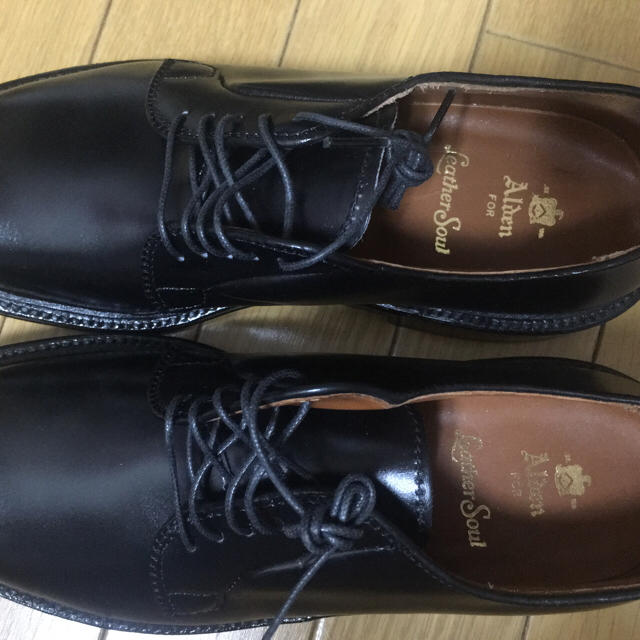 Alden(オールデン)のALDEN   PLANE TOE SHOE レザーソウル別注 (カーフ)6D メンズの靴/シューズ(ドレス/ビジネス)の商品写真