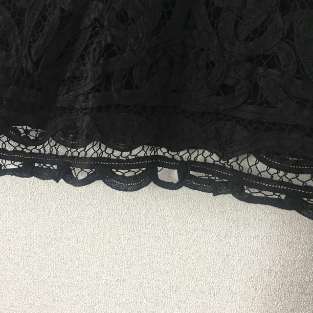 ANAYI(アナイ)の【kei様専用】ANAYI レース ノースリブラウス ブラック レディースのトップス(シャツ/ブラウス(半袖/袖なし))の商品写真