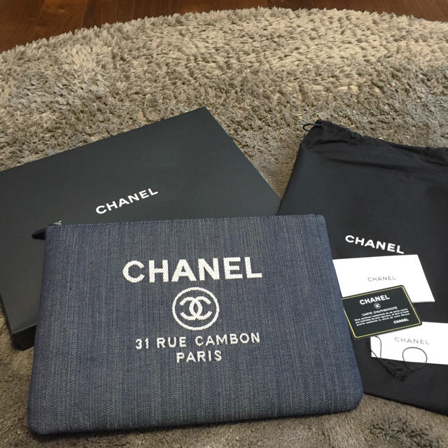 CHANEL デニムクラッチバッグ