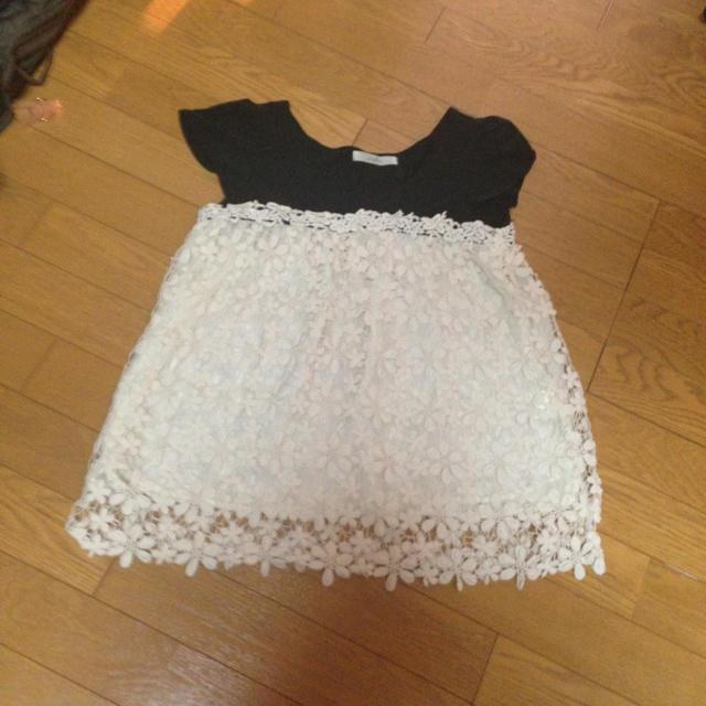 PAGEBOY(ページボーイ)のバイカラー花柄トップス レディースのトップス(Tシャツ(半袖/袖なし))の商品写真