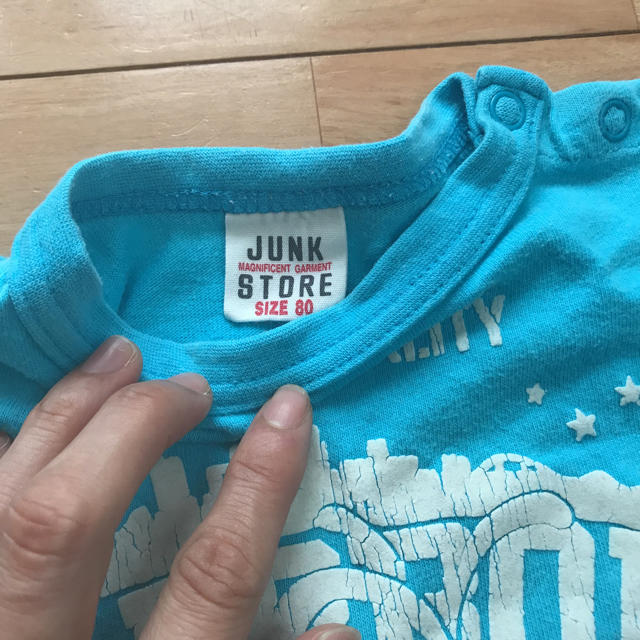 JUNK STORE(ジャンクストアー)のJUNK STORE Tシャツ80cm キッズ/ベビー/マタニティのベビー服(~85cm)(Ｔシャツ)の商品写真