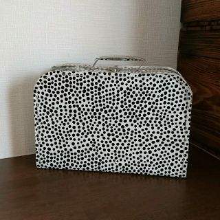 マリメッコ(marimekko)の【ピスタチオ様専用になりました】マリメッコ  ペーパートランク(小物入れ)