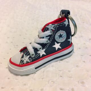 コンバース(CONVERSE)の《Converse☆ミニ‼︎スニーカーキーホルダー》(キーホルダー)