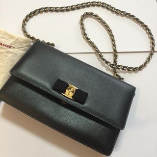 サルヴァトーレフェラガモ(Salvatore Ferragamo)のつな様 専用 美品 フェラガモ ヴァラ チェーン バッグ(ショルダーバッグ)