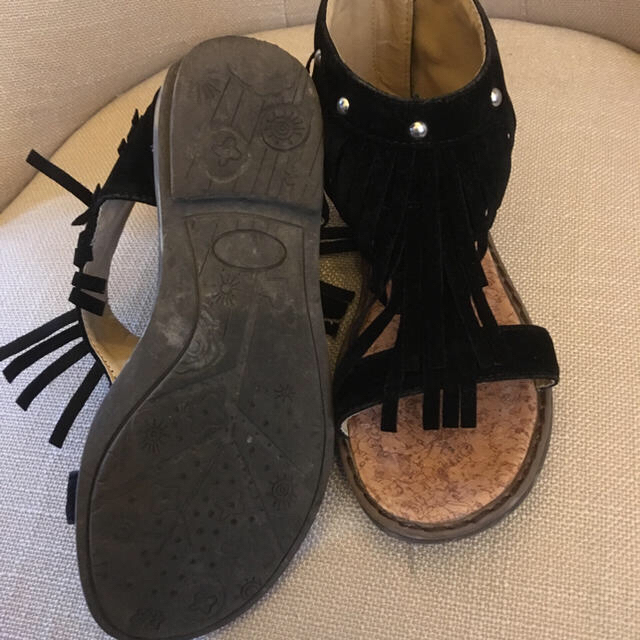 フリンジサンダル✨１８センチ キッズ/ベビー/マタニティのキッズ靴/シューズ(15cm~)(サンダル)の商品写真