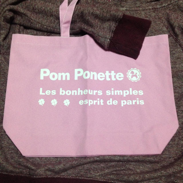 pom ponette(ポンポネット)のPom Ponetteのナイロンバッグです。 キッズ/ベビー/マタニティのキッズ/ベビー/マタニティ その他(その他)の商品写真