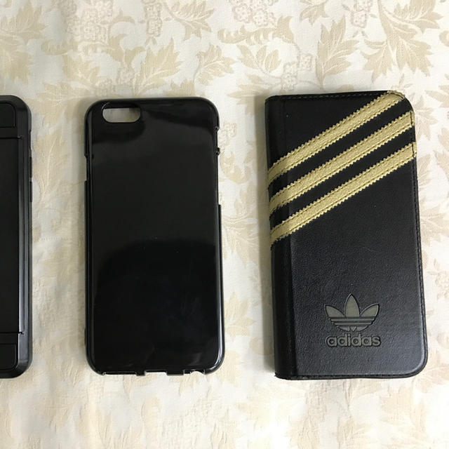 adidas(アディダス)のアディダス携帯カバー  A様専用 スマホ/家電/カメラのスマホアクセサリー(iPhoneケース)の商品写真