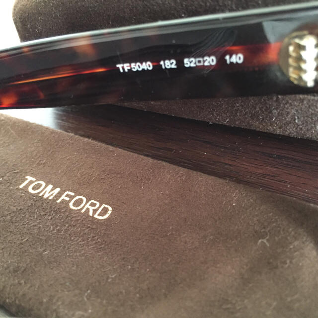 TOM FORD(トムフォード)の新品‼︎キムタク着 トムフォード メガネ メンズのファッション小物(サングラス/メガネ)の商品写真