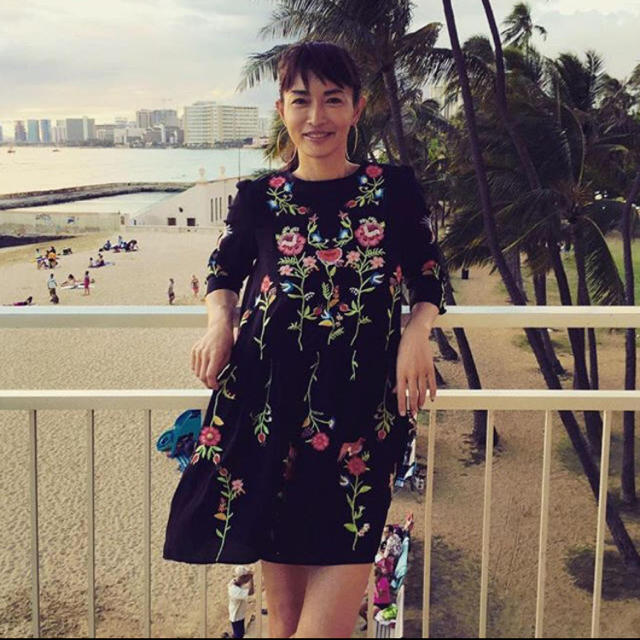 最終値下げ☆中村アン 着用 正規品 ZARA ザラ 花柄刺繍ワンピース zara 刺繍ワンピース