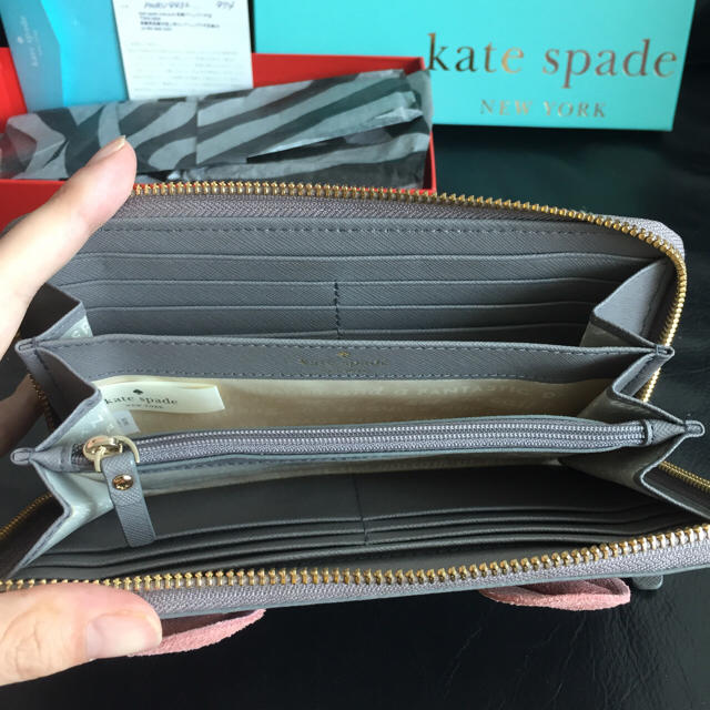 kate spade new york(ケイトスペードニューヨーク)の未使用 ！！！ ケイトスペード 長財布 ねずみ レディースのファッション小物(財布)の商品写真