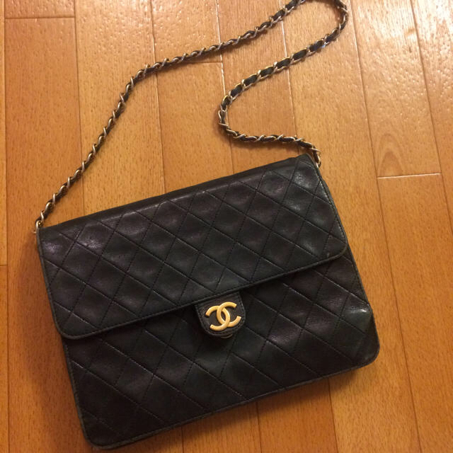 CHANEL ヴィンテージチェーンバッグ