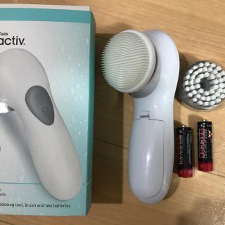 プロアクティブ(proactiv)の【ほぼ新品】【値下げします！】プロアクティブ 洗顔ブラシ(その他)