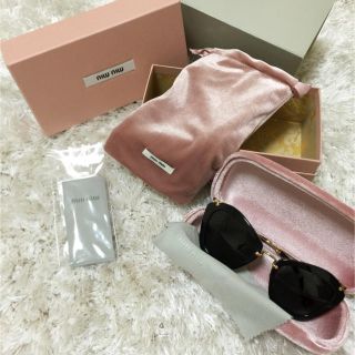 ミュウミュウ(miumiu)の正規品試着のみmiumiu♡サングラス(サングラス/メガネ)