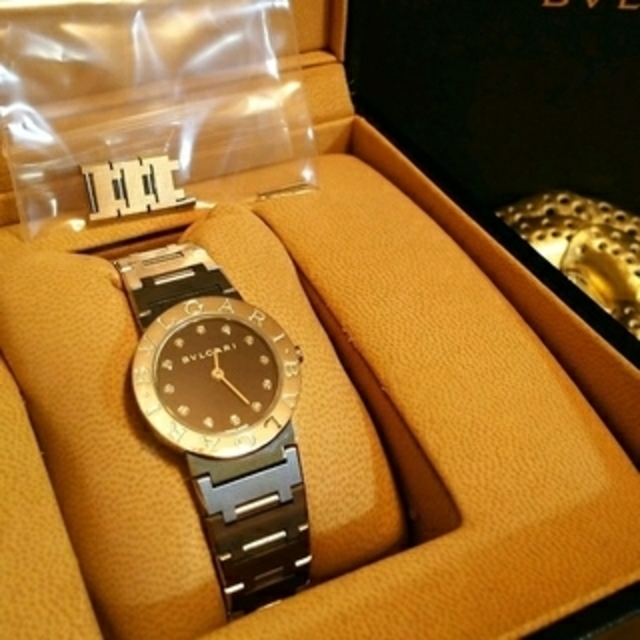 BVLGARI(ブルガリ)のBVLGARI ブルガリ 〈ダイヤ〉時計 レディースのファッション小物(腕時計)の商品写真
