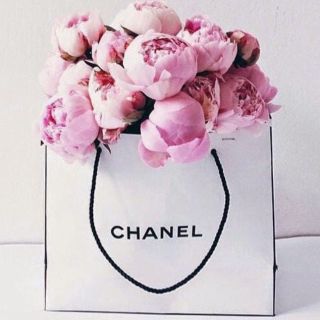 シャネル(CHANEL)の♡ムヨン様専用♡シャネル新品同様ラグジュアリーラインJEWELYビジューピアス♡(ピアス)