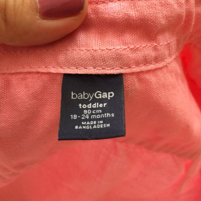 babyGAP(ベビーギャップ)のbabyGAP★90㎝ 半袖シャツ ピンク キッズ/ベビー/マタニティのキッズ服男の子用(90cm~)(Tシャツ/カットソー)の商品写真