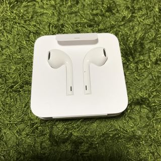 アップル(Apple)のイヤフォン(ヘッドフォン/イヤフォン)