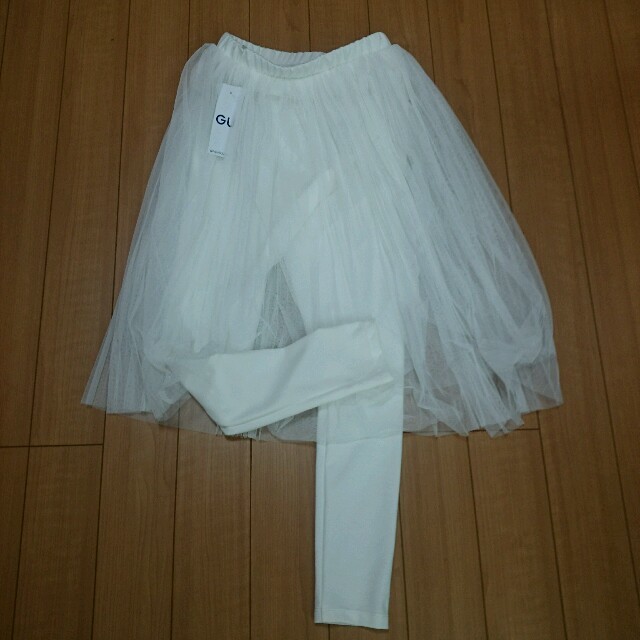 GU(ジーユー)のチュールレギンススカート レディースのスカート(ひざ丈スカート)の商品写真