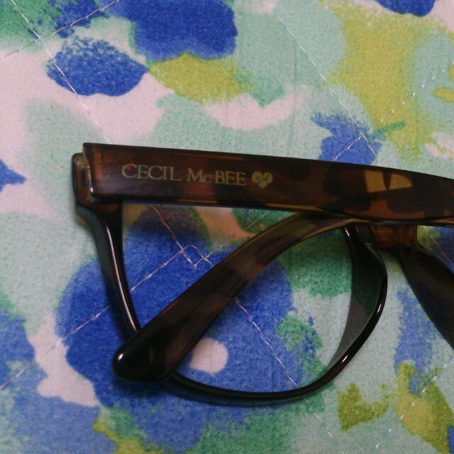 CECIL McBEE(セシルマクビー)のCECIL Mc BEE 伊達メガネ レディースのファッション小物(サングラス/メガネ)の商品写真