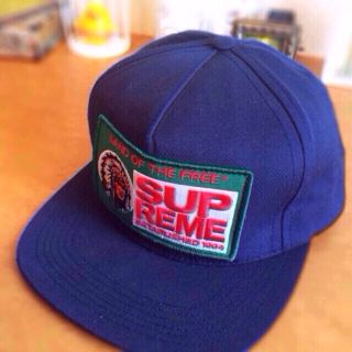 シュプリーム(Supreme)のsupreme snapback(キャップ)