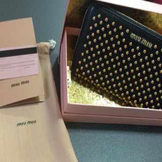 ミュウミュウ(MIU MIU)の新品未使用 MIUMIU長財布(財布)