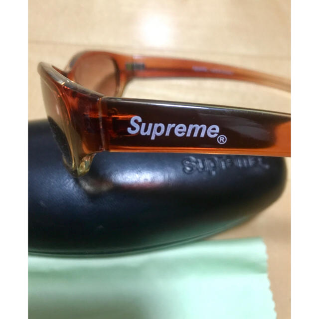 Supreme(シュプリーム)のsupreme サングラス  メンズのファッション小物(サングラス/メガネ)の商品写真