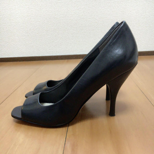 NINE WEST(ナインウエスト)の定価 19,000円 NINE WEST オープントゥパンプス 22.5 レディースの靴/シューズ(ハイヒール/パンプス)の商品写真