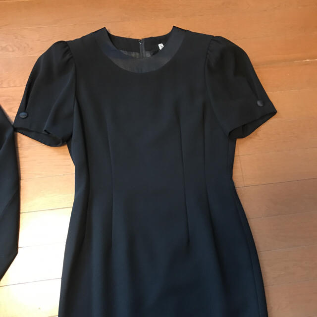 SOIR(ソワール)の美品東京ソワールの高級喪服 シンプル ７号 クリーニング済み ブラックフォーマル レディースのフォーマル/ドレス(礼服/喪服)の商品写真